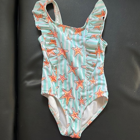 toddler Swimsuit size 4/5 xs - Picture 1 of 3